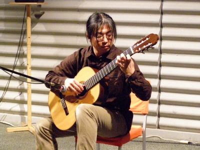 八重樫佳典.jpg